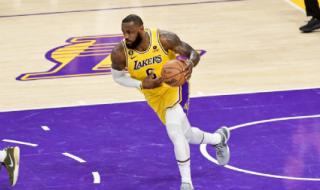 掘金3分雨擒湖人2-0 掘金3分雨擒湖人2-0